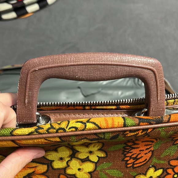 Bantam Travelware Flower Suitcase Floral Case Makeup Overnight Bag 60s - Picture 7 of 13